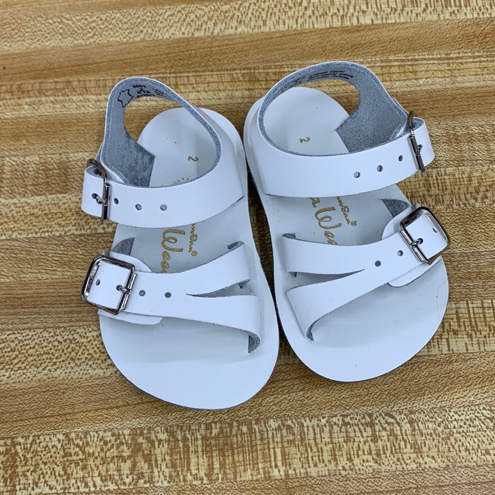 Little girls Sea Wees shoes, New never worn!!